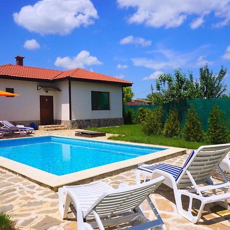 Вила Едем - Villa Edem - Beach Bolata Area Balgarevo Bagian luar foto