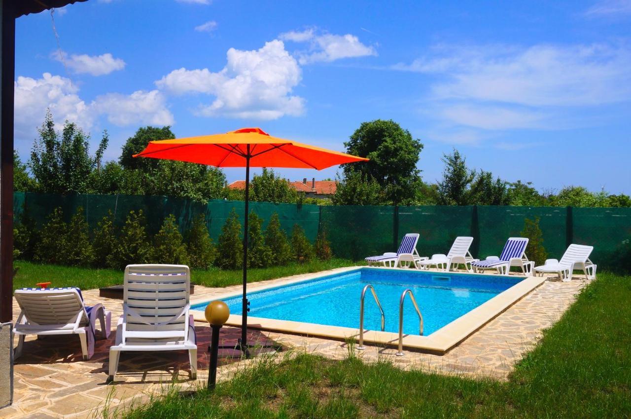 Вила Едем - Villa Edem - Beach Bolata Area Balgarevo Bagian luar foto