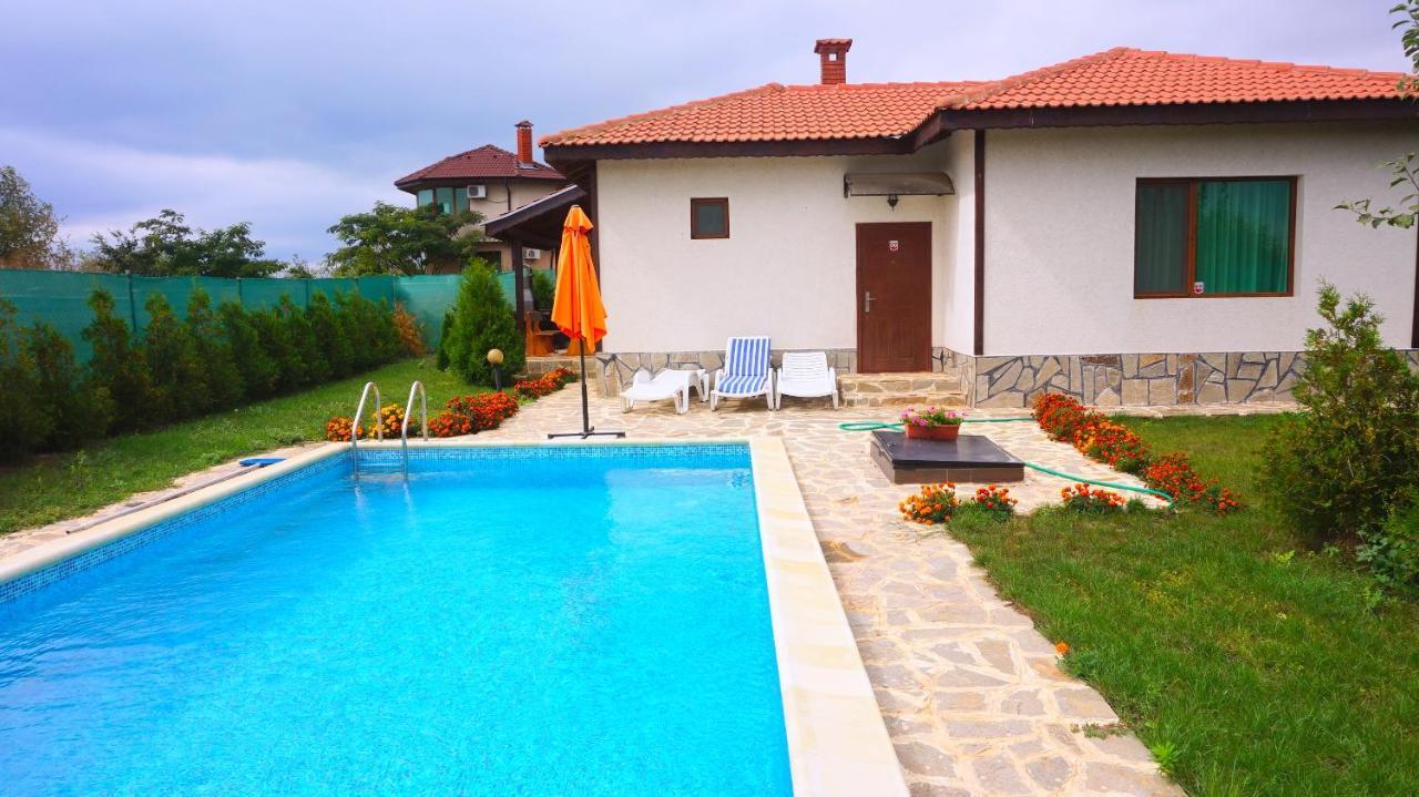 Вила Едем - Villa Edem - Beach Bolata Area Balgarevo Bagian luar foto