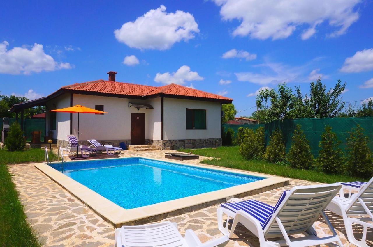Вила Едем - Villa Edem - Beach Bolata Area Balgarevo Bagian luar foto