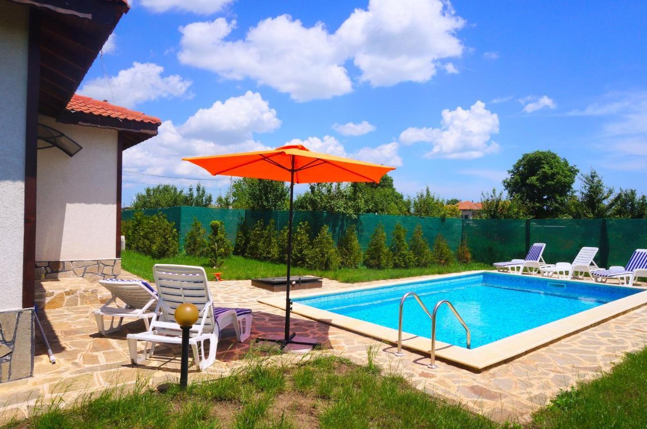 Вила Едем - Villa Edem - Beach Bolata Area Balgarevo Bagian luar foto