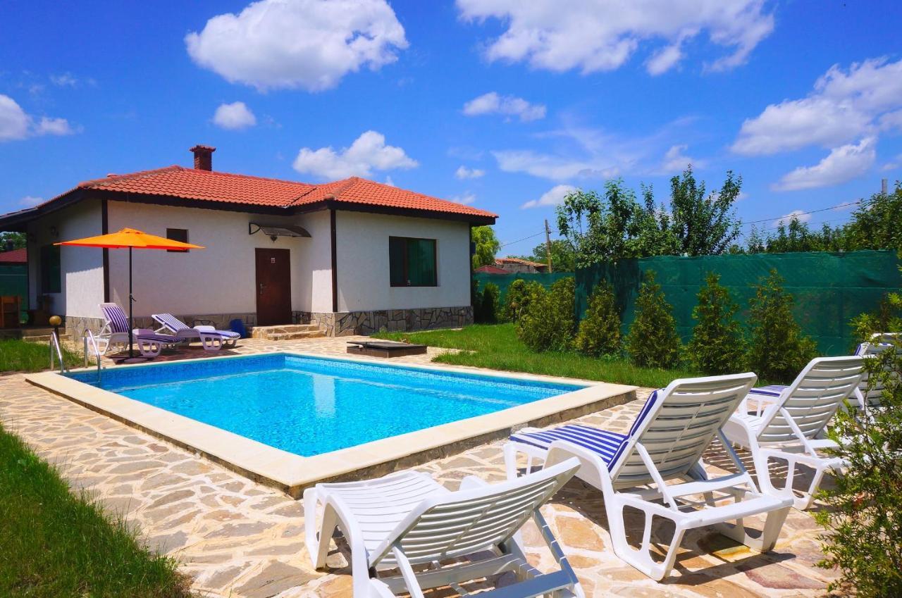 Вила Едем - Villa Edem - Beach Bolata Area Balgarevo Bagian luar foto