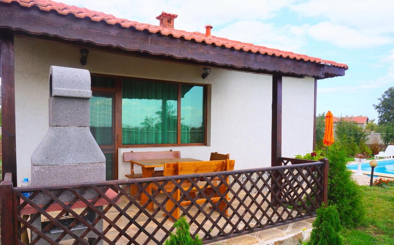 Вила Едем - Villa Edem - Beach Bolata Area Balgarevo Bagian luar foto