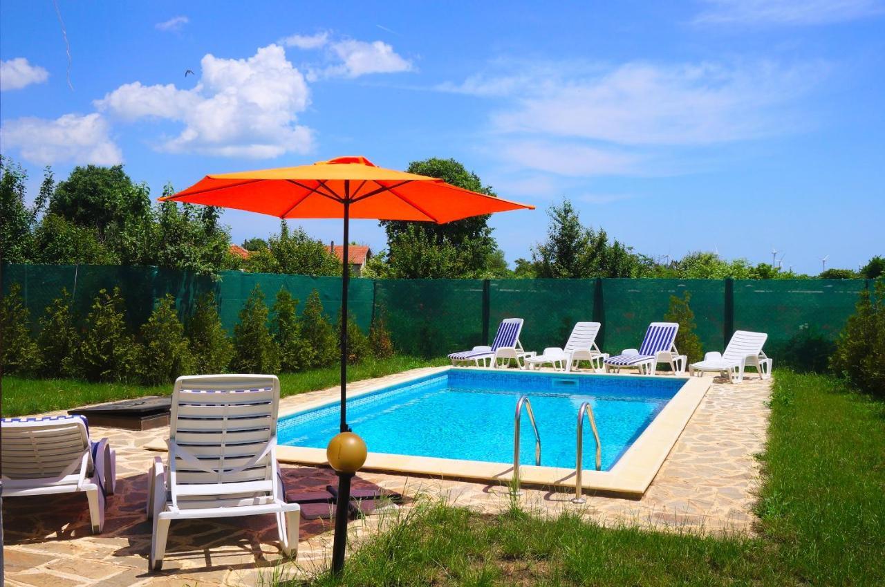Вила Едем - Villa Edem - Beach Bolata Area Balgarevo Bagian luar foto