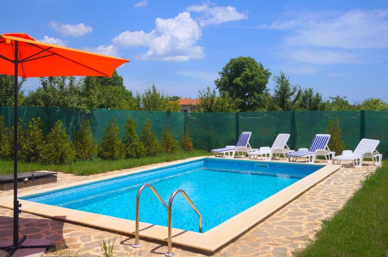 Вила Едем - Villa Edem - Beach Bolata Area Balgarevo Bagian luar foto