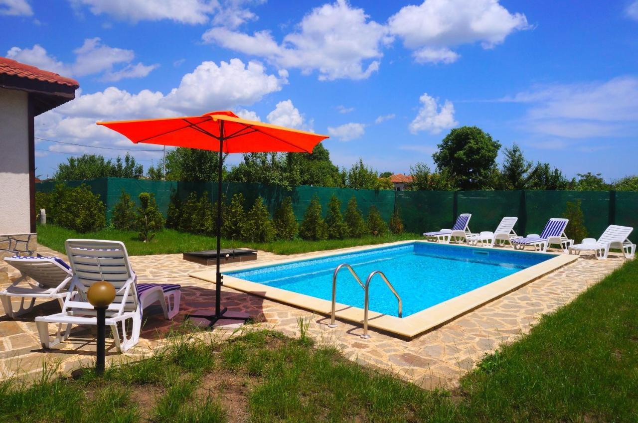 Вила Едем - Villa Edem - Beach Bolata Area Balgarevo Bagian luar foto