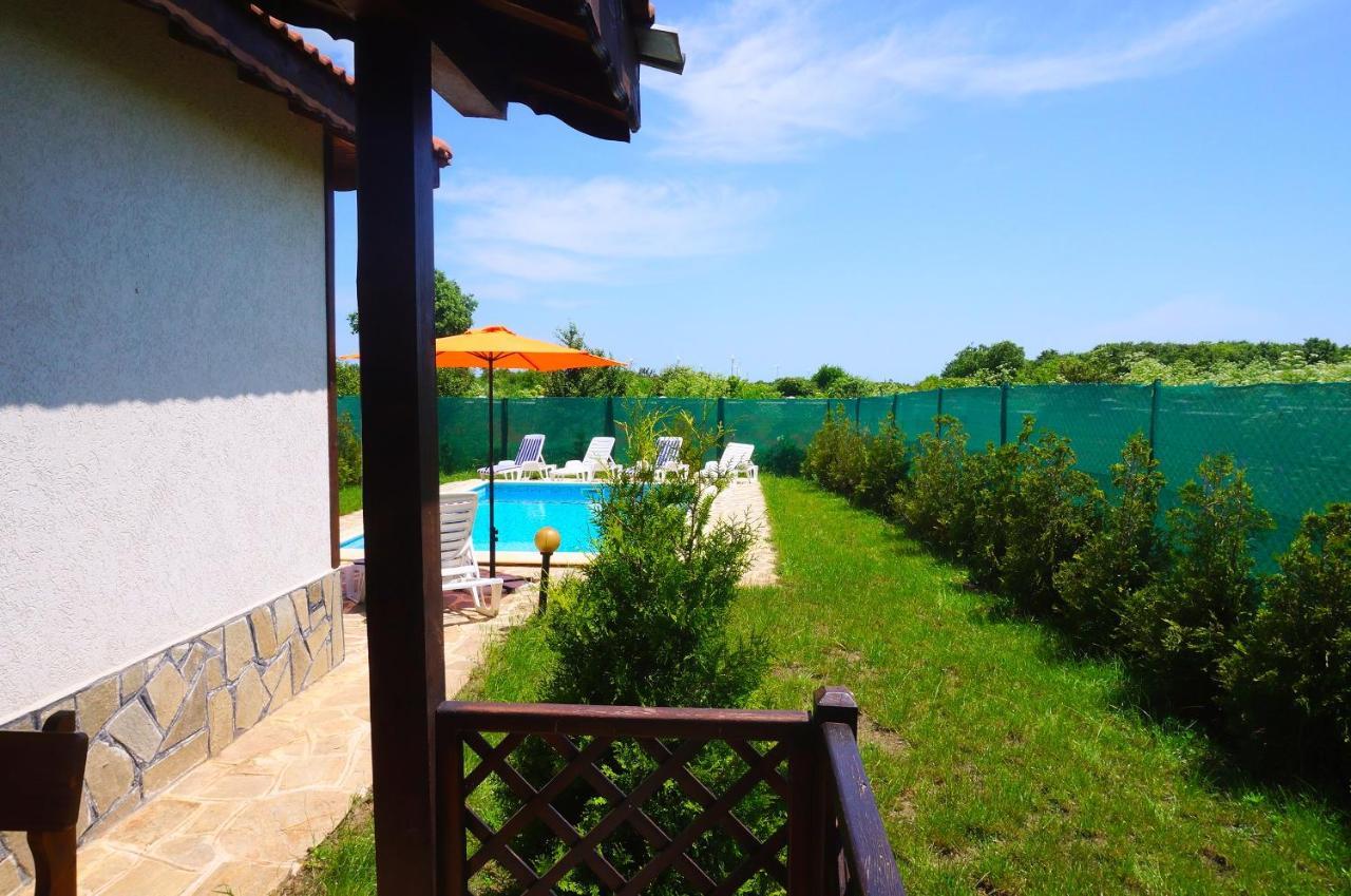 Вила Едем - Villa Edem - Beach Bolata Area Balgarevo Bagian luar foto