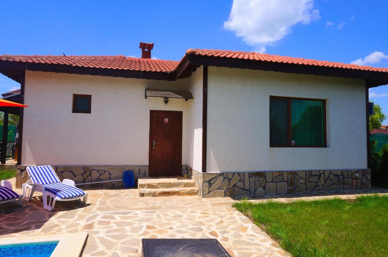 Вила Едем - Villa Edem - Beach Bolata Area Balgarevo Bagian luar foto