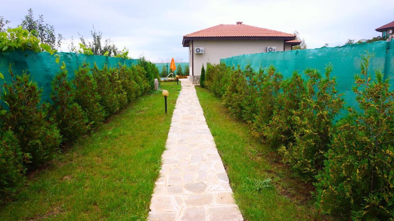 Вила Едем - Villa Edem - Beach Bolata Area Balgarevo Bagian luar foto