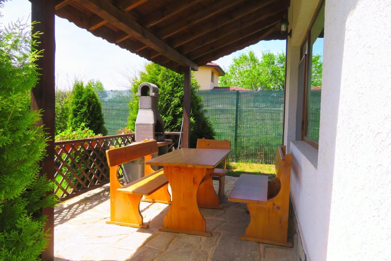 Вила Едем - Villa Edem - Beach Bolata Area Balgarevo Bagian luar foto